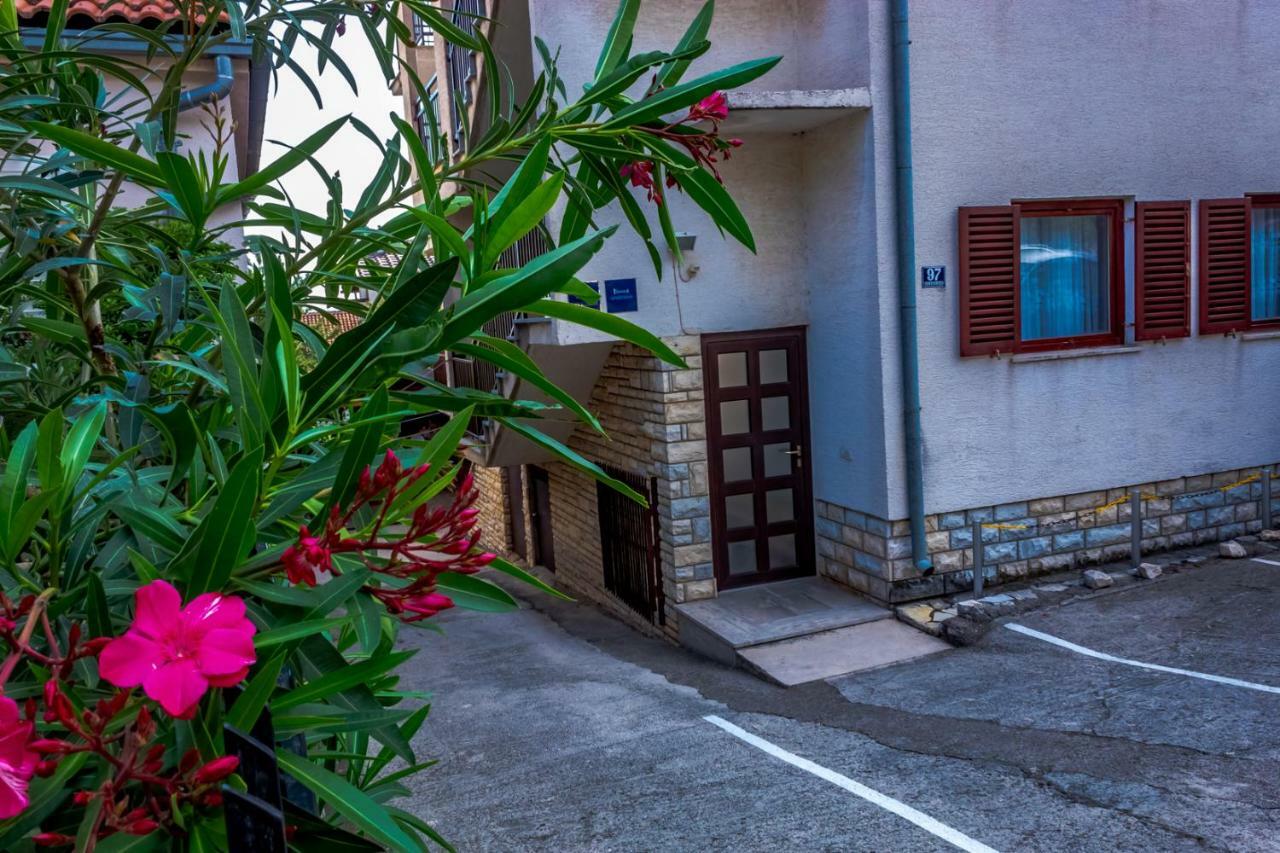 Apartments Drazen ツリクヴェニツァ エクステリア 写真